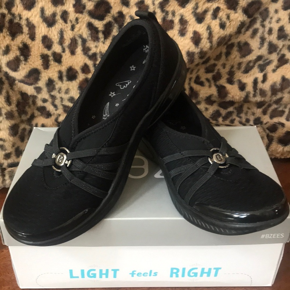 BZees  black comfort shoes BARELY USED CONDITION